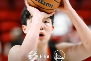 开拓者官方分享赢球海报，杨瀚森成封面球员