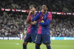 澳门·银河娱乐-弗利克第一冠，巴萨在进化，皇马在原地打转